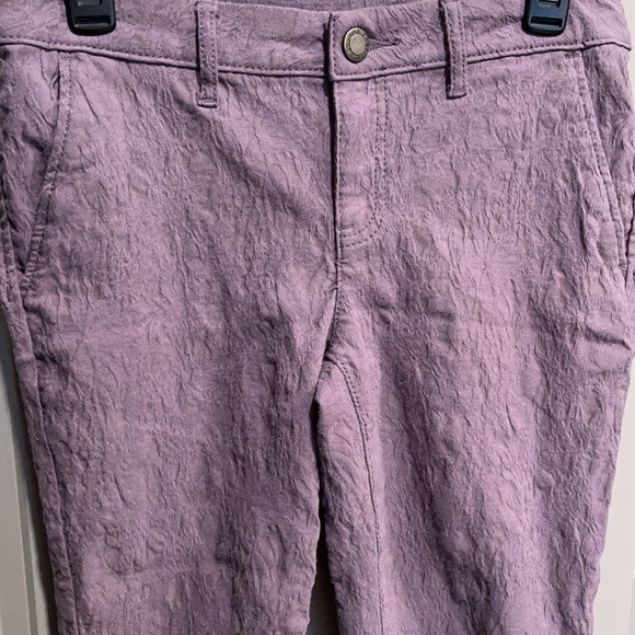 Textured Capris - Picture 2 of 3